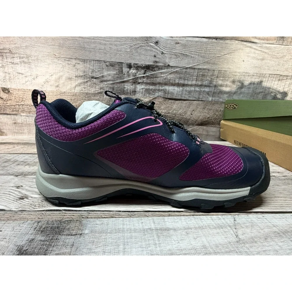 New Keen Children Wanduro Low Height Waterproof Boots Size 5